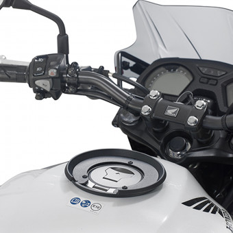 Accessoires sacoche reservoir Givi Bride Tanklock Sacoche Réservoir BF30 Honda Accessoires sacoche reservoir Givi Bride Tanklock Sacoche Réservoir BF30 Honda