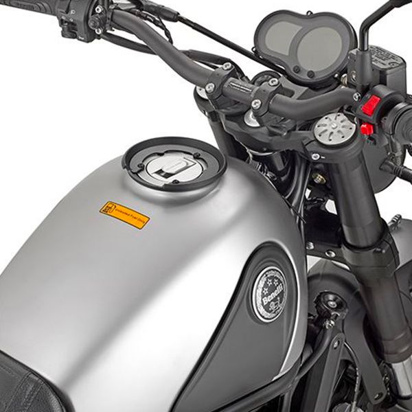 Accessoires sacoche reservoir Givi Bride Tanklock Sacoche Rservoir BF34 Benelli 502C/Leoncino (17-19)