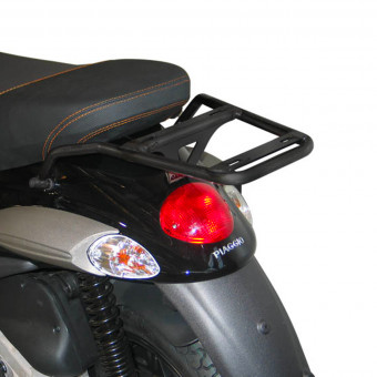 Kit de fixation Top Case Givi Support Monolock SR107 Piaggio Liberty 50/125/200 (06-12) Kit de fixation Top Case Givi Support Monolock SR107 Piaggio Liberty 50/125/200 (06-12)