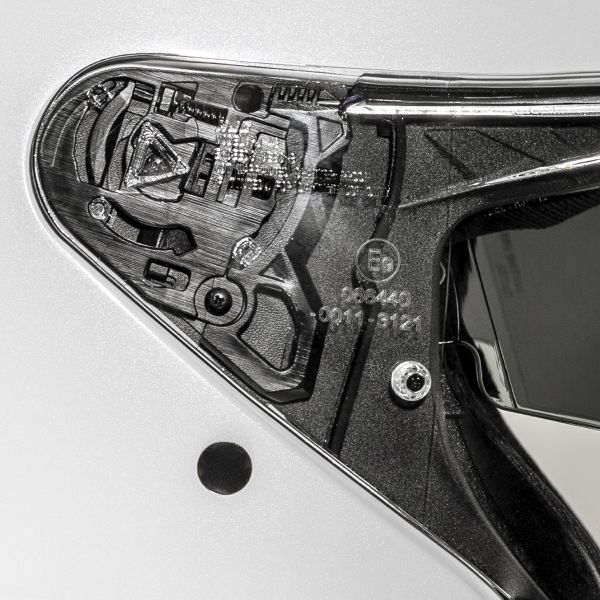 HJC i31 Pearl White + Kit Bluetooth Lokui K30