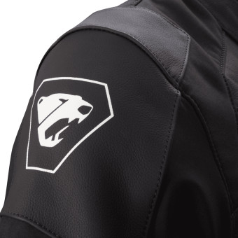 Bering Khilmore Black