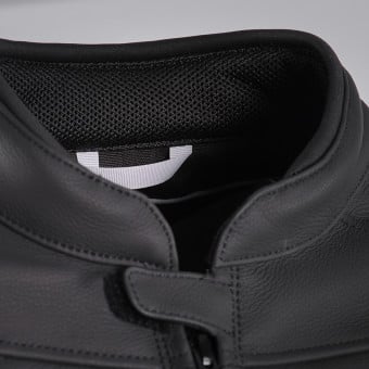 Ixon Ceros Black White