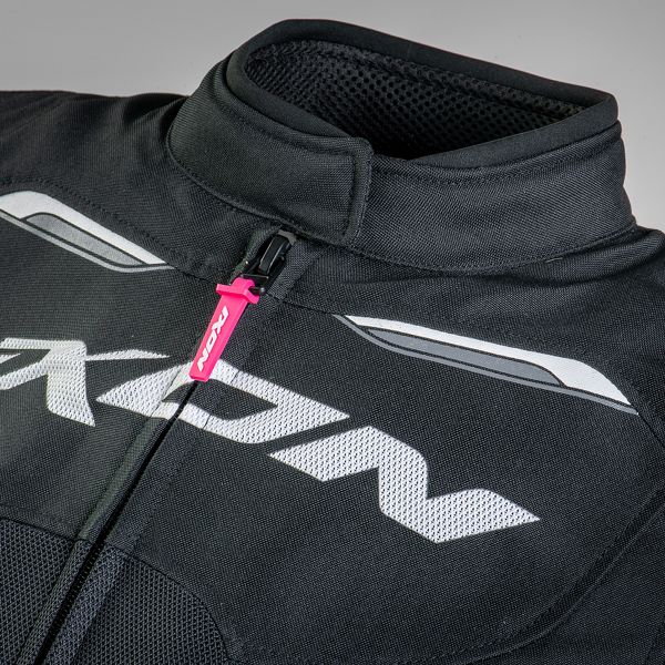 Ixon Striker Air WPL Black White