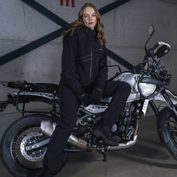 Knox Impass Women Black