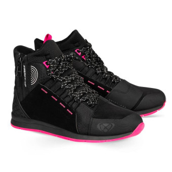 Baskets Moto Ixon Freaky WP Lady Black Fushia Baskets Moto Ixon Freaky WP Lady Black Fushia