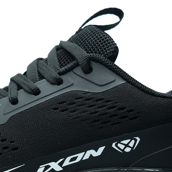Ixon Paddock 6 Black White