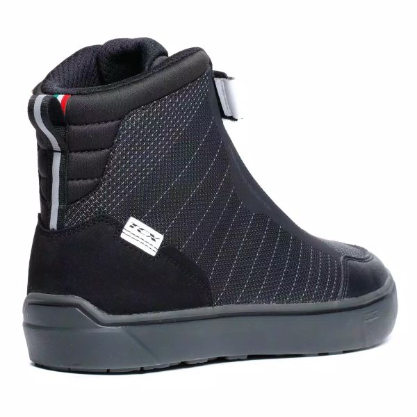 TCX Ikasu 2 WP Black White