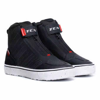 Baskets Moto TCX Ikasu 2 WP Woman Black Dark Red