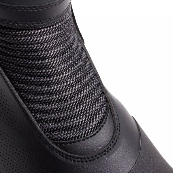 Dainese Blackwing Gore-Tex Black