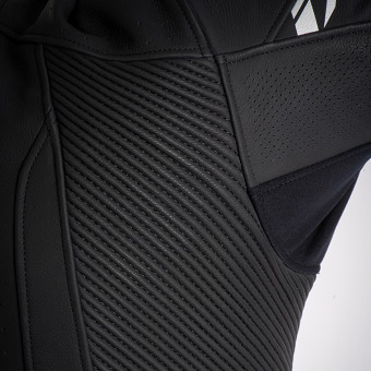 Ixon Jackal Black