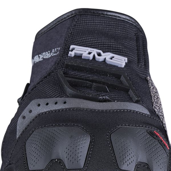 Five TFX4 Woman Black
