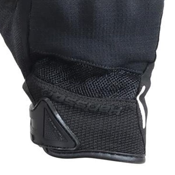 HARISSON Wolf Black White