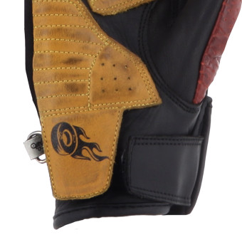 Von Dutch Jackie Air Black Red Gold