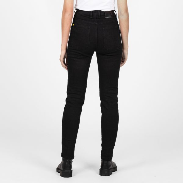 Knox Calder Woman Black