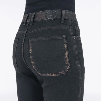 Knox Women Cartmel Kick Flare Short Aged Black Rust