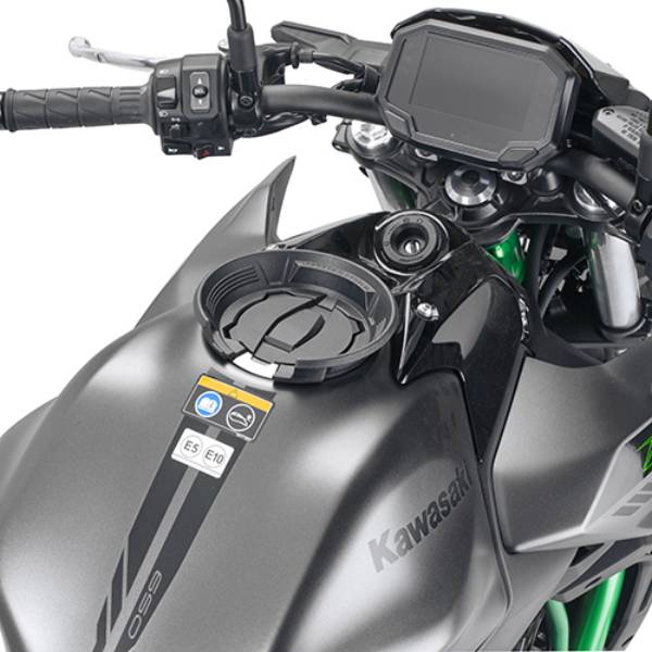 Accessoires sacoche reservoir Givi Bride Tanklock Sacoche Reservoir BF81 Kawasaki Z650 (23-24)