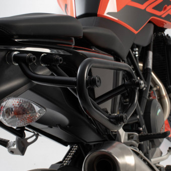 Kits de fixation valise SW-MOTECH Support SLC Droit KTM Duke 690 (16-19) Kits de fixation valise SW-MOTECH Support SLC Droit KTM Duke 690 (16-19)