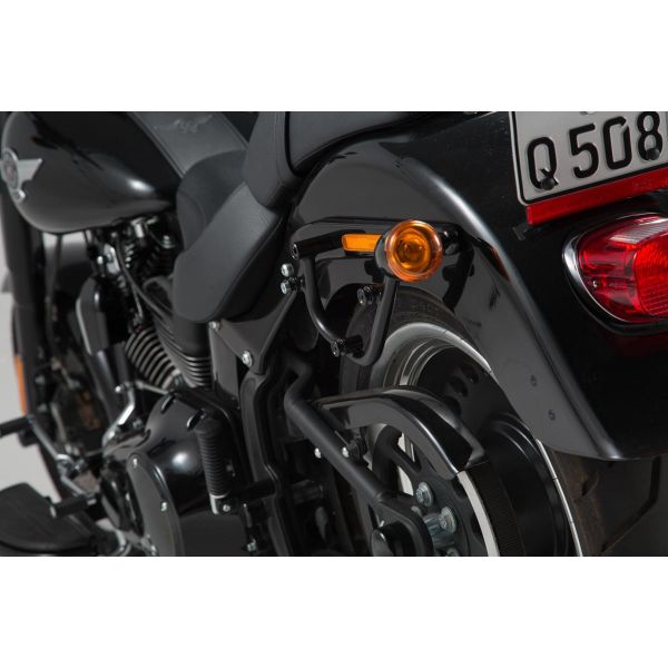 Kits de fixation valise SW-MOTECH Support SLC Gauche Harley Davidson Fat Boy 1584/1690 (07-17)