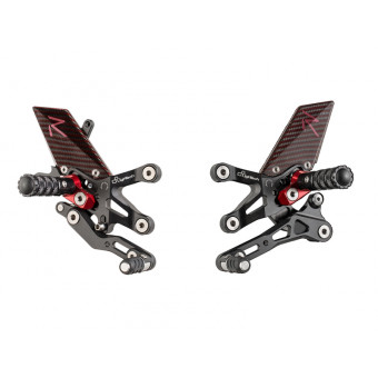 Commandes reculées Lightech Réglables racing R version Suzuki GSX-R1000 (17-21) Commandes reculées Lightech Réglables racing R version Suzuki GSX-R1000 (17-21)