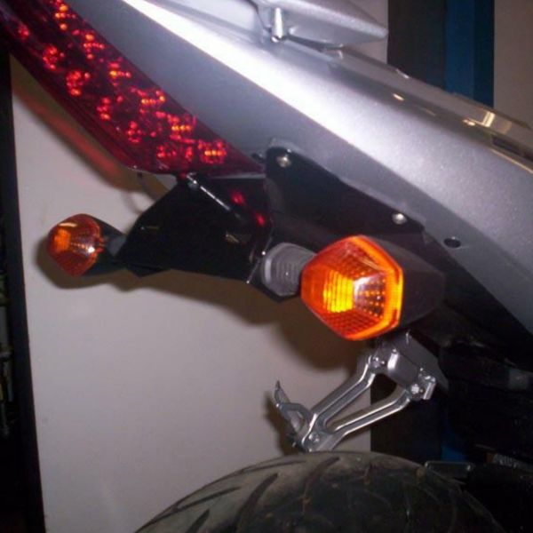 Support de plaque R&G Racing Support de plaque R&G Racing Suzuki SV650/SV1000 (03-07)