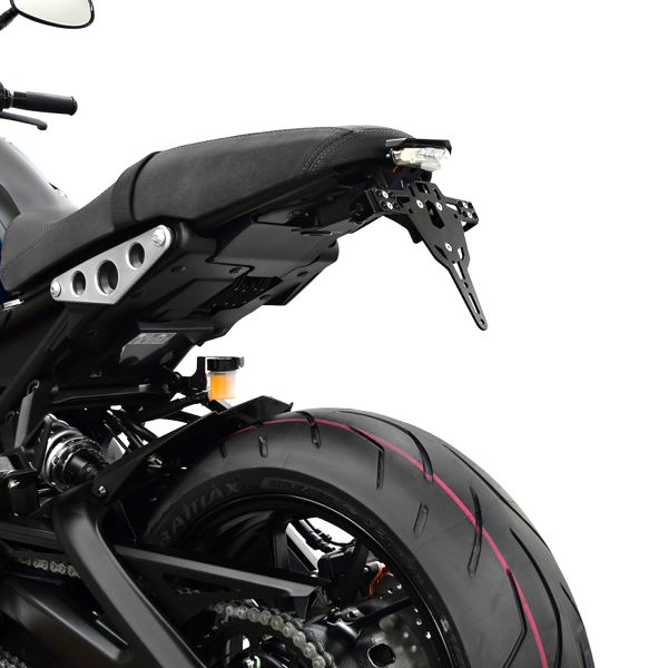 Support de plaque Zieger Support de plaque Type D Yamaha XSR900 (16-18)