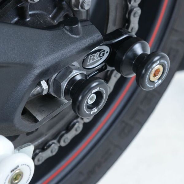Protection axe de roue R&G Racing Protection bras oscillant Triumph Street Triple/Daytona 675/765 (07-20)