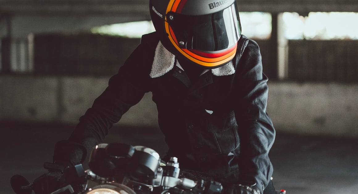 Equipement moto et vêtements pour motard