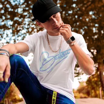 T-Shirts Moto 100% Bitume Art Letter White Neon Blue Tee