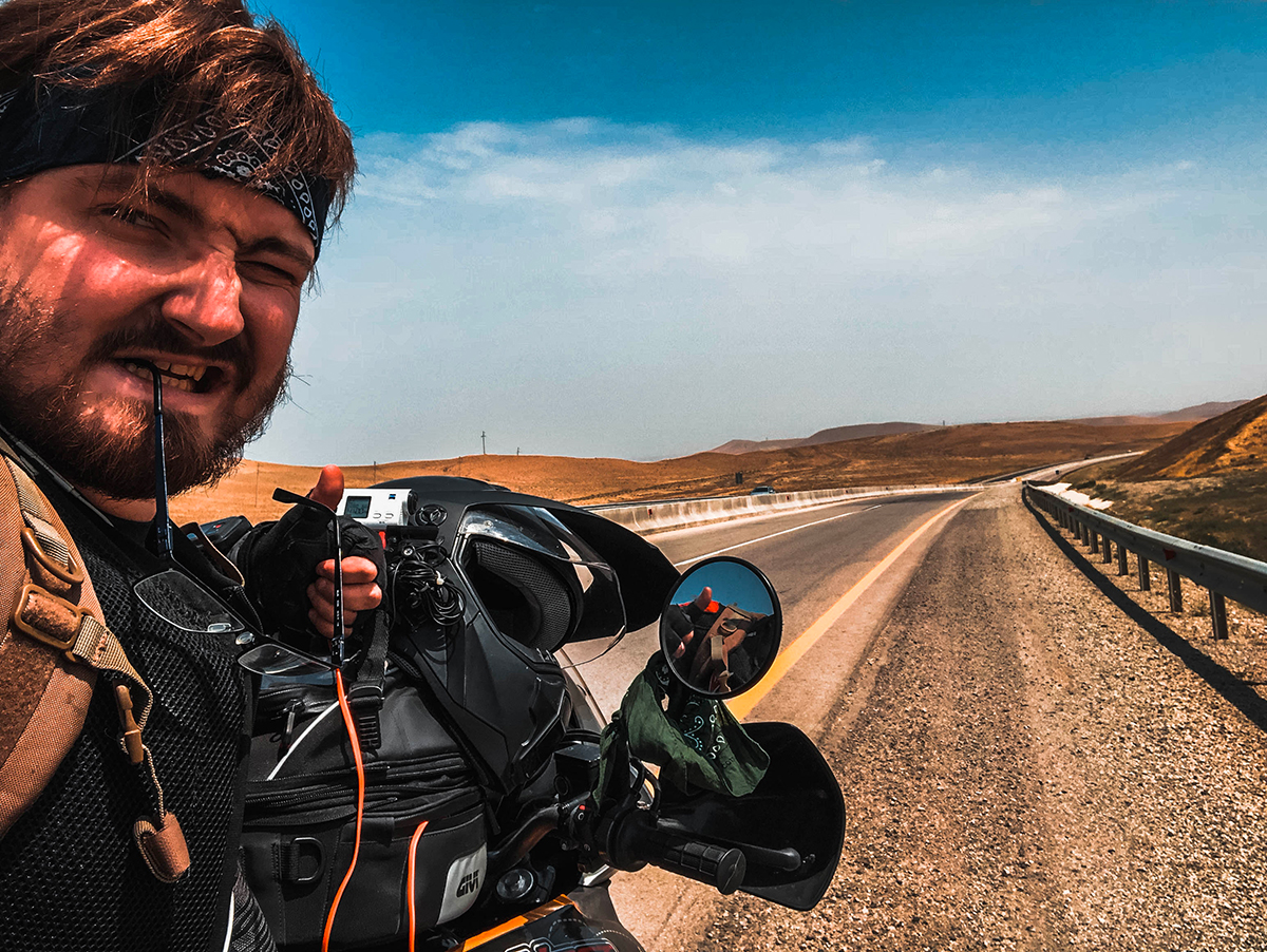 moto desert azerbaijan lunette