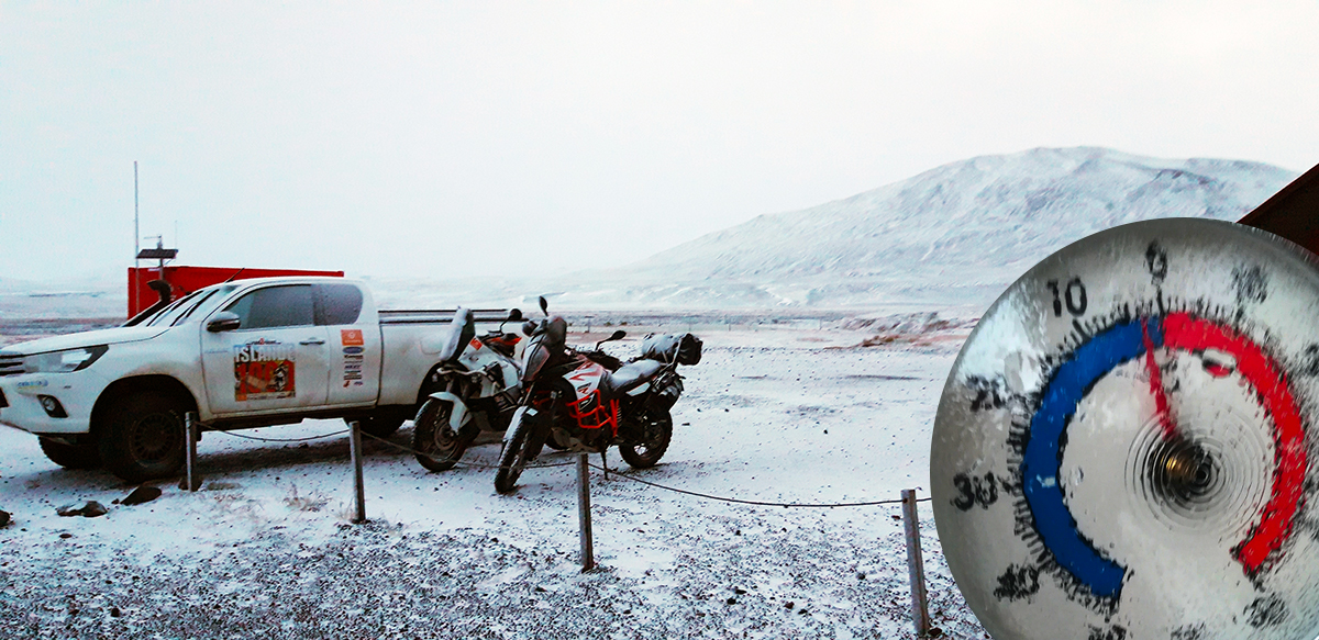 4x4 et les 2 motos paysage neige 1