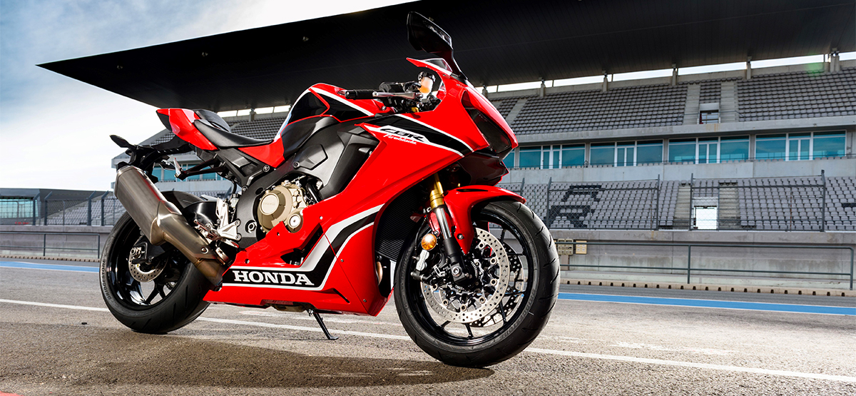 moto sportive 1000 pour piste