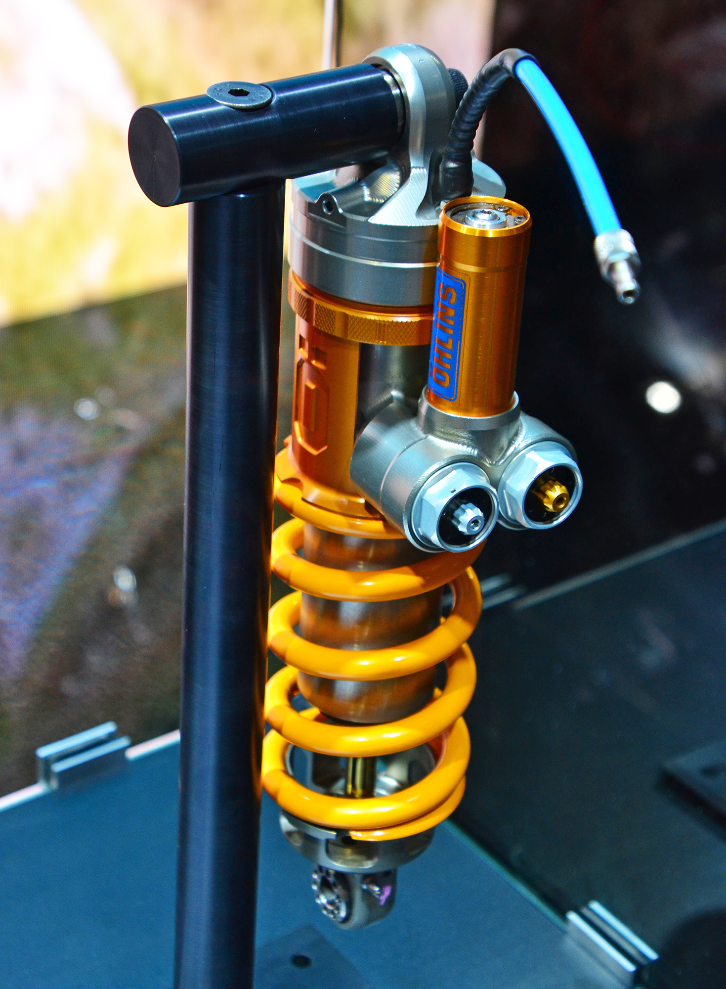 Les suspensions les plus chères du monde Öhlins MotoGP Live Love