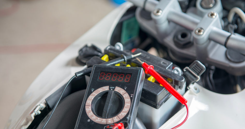verifier changer sa batterie moto