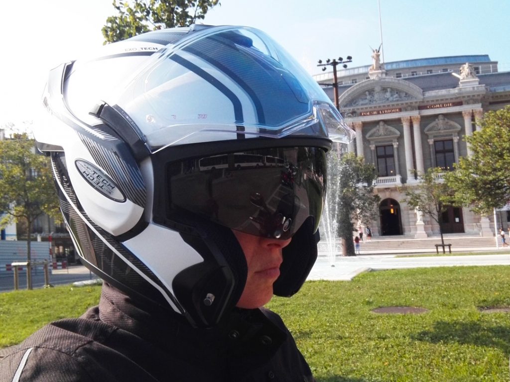 test exotech scorpion visiere solaire