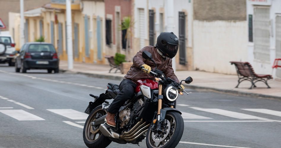 Quand et pourquoi remplacer son casque moto 1