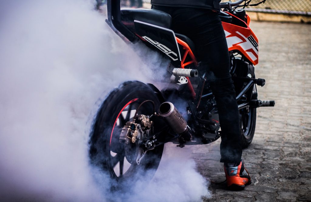 burn pneu moto 1