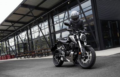 Quelle moto choisir quand on est petite
