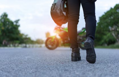 banniere article blog jeans ou pantalon moto