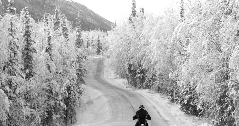 Entretenir sa moto pour rouler en hiver