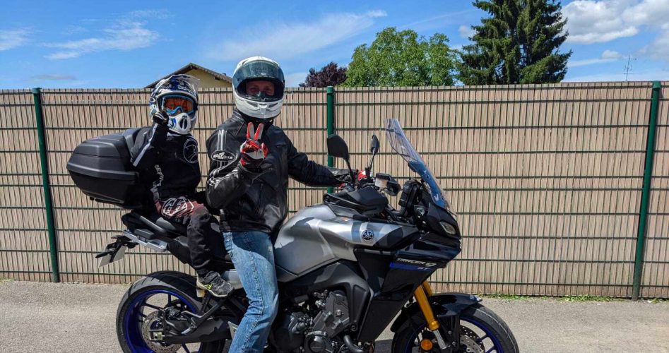 rouler en deux roues avec son enfant 1