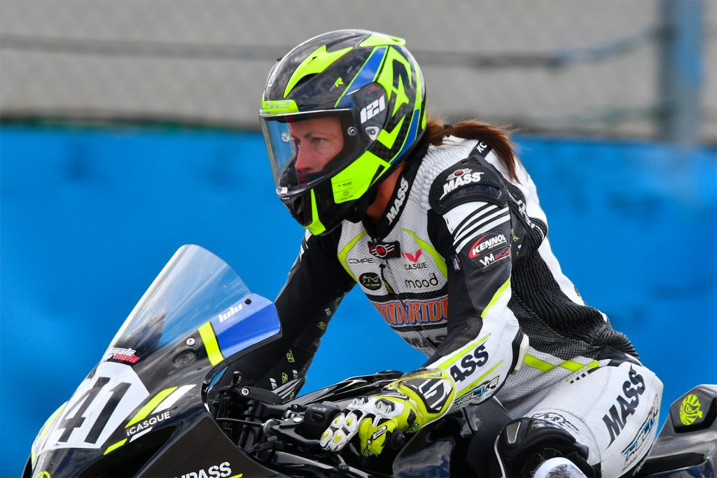 equipement pilote moto