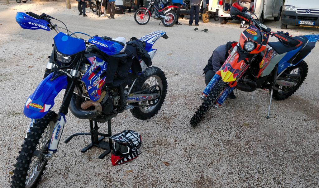 préparation des motos enduros