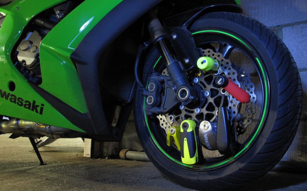 vol de moto bloc disque