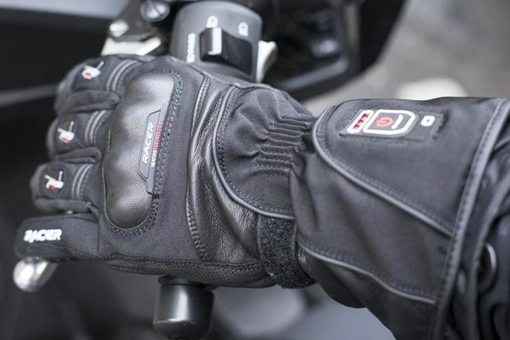 Les gants de moto chauffants, est-ce vraiment utile ? - Live Love
