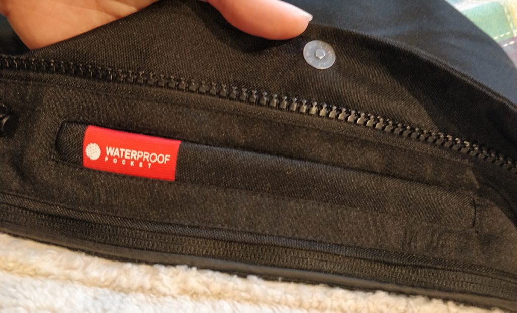 pochette etanche blouson moto 1