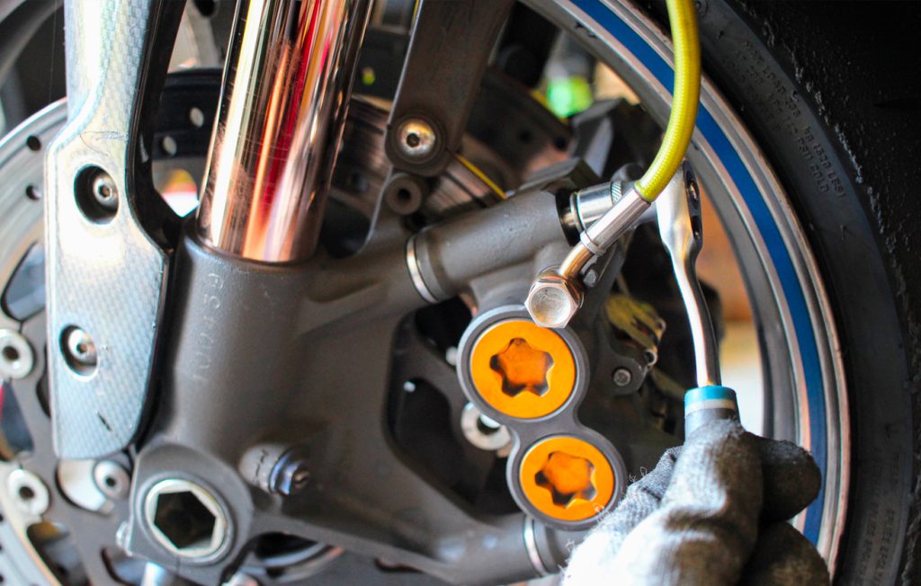 controle des freins moto