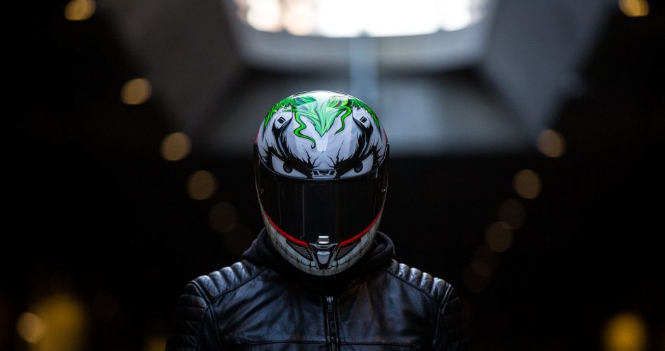 Casque moto Halloween 2025