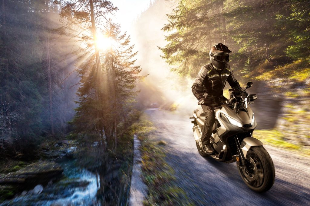 Résumé de l’article : Top 10 des meilleurs blousons moto hiver 2025